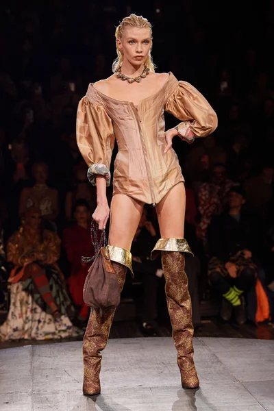 Look 55